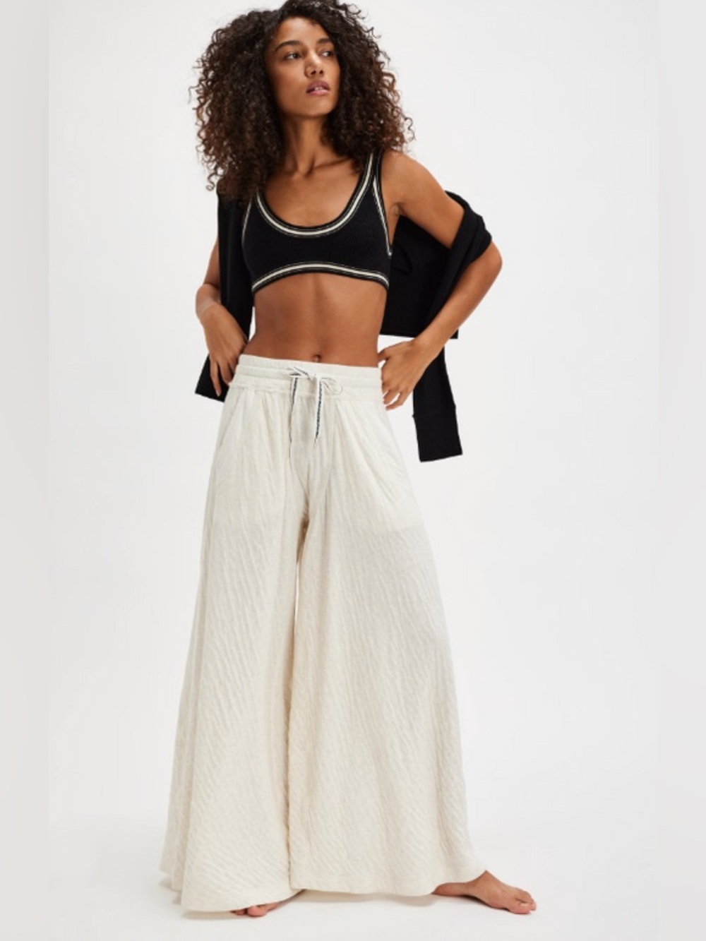 FREE PEOPLE wait a minute wide leg lounge pants in oatmeal heather.  Size XS